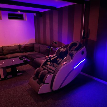 "Klippstigen" Villa For 10 Persons With Massage Chair, Sauna And Billiard Table Hultsfred Exterior photo