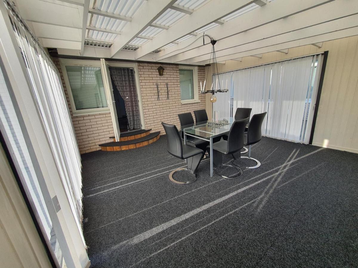 "Klippstigen" Villa For 10 Persons With Massage Chair, Sauna And Billiard Table Hultsfred Exterior photo